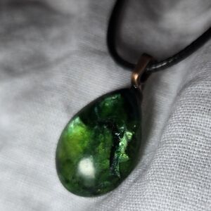 Emerald Green Teardrop Pendant Necklace